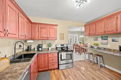 801 Carver Street N, Winthrop, MN 55396 - Photo 11