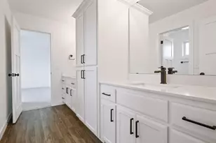 4928 Parkside Cir, Eagan, MN 55123 - Photo 23