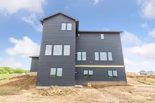 4928 Parkside Cir, Eagan, MN 55123 - Photo 35