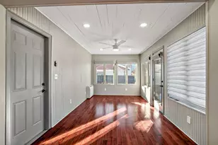 1016 Van Buren St S, Shakopee, MN 55379 - Photo 25