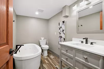 1016 Van Buren Street S, Shakopee, MN 55379 - Photo 29