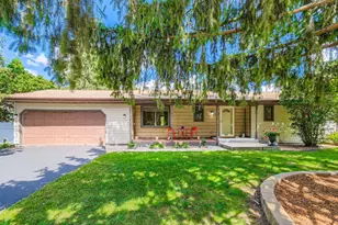 4250 Victoria St N, Shoreview, MN 55126 - Photo 1