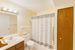 26 10th Street W, Saint Paul, MN 55102 - Photo 9