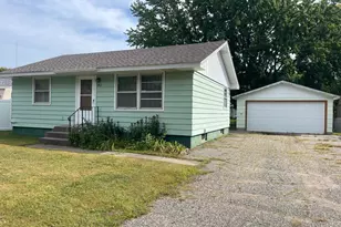 442 32nd Ave N, Saint Cloud, MN 56303 - Photo 1