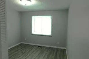 2477 Grenadier Ave N, Oakdale, MN 55128 - Photo 7