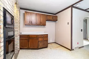 9340 Pierson Lake Dr, Chaska, MN 55318 - Photo 11