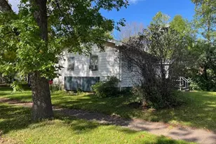 1909 Southern Dr, Virginia, MN 55792 - Photo 3