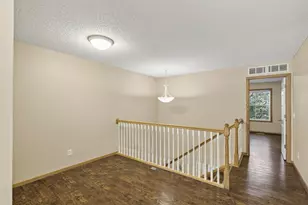 7580 Lower 11th St N, Oakdale, MN 55128 - Photo 13