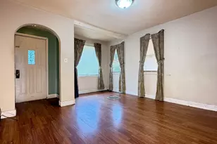 327 20th Ave SW, Rochester, MN 55902 - Photo 3