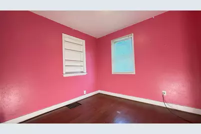 327 20th Ave SW, Rochester, MN 55902 - Photo 7