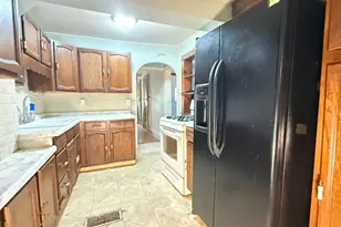 327 20th Ave SW, Rochester, MN 55902 - Photo 9