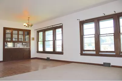 201 Emerson Avenue NE, Renville, MN 56284 - Photo 9