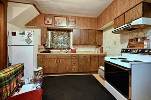 218 E 5th St, Winona, MN 55987 - Photo 9