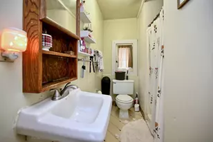 218 E 5th St, Winona, MN 55987 - Photo 17