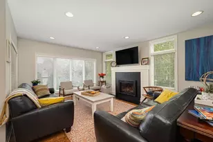 2711 Bent Tree Cir, Minnetonka, MN 55305 - Photo 15