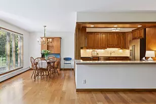 7250 Lewis Ridge Pkwy, Edina, MN 55439 - Photo 7