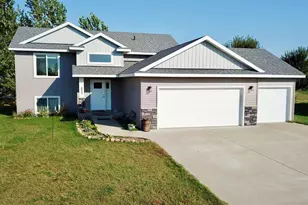 820 8th St Loop NE, Rice, MN 56367 - Photo 3