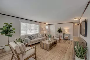 204 E Johnson St, River Falls, WI 54022 - Photo 3