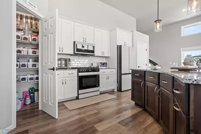 4866 Hampton Circle S, Moorhead, MN 56560 - Photo 11