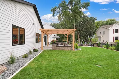 4951 Parkside Circle, Eagan, MN 55123 - Photo 5