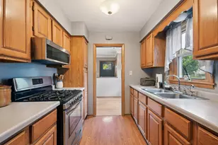 2112 Minnehaha Ave E, Saint Paul, MN 55119 - Photo 7