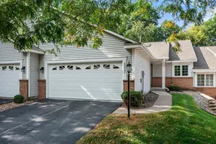 537 Crestview Forest Dr S, Maplewood, MN 55119 - Photo 1