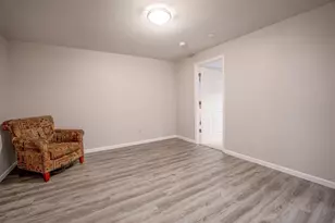 308 Country Club Dr NE, Willmar, MN 56201 - Photo 43