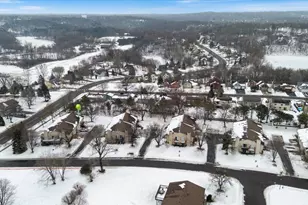 1266 Deercliff Ln, Eagan, MN 55123 - Photo 19