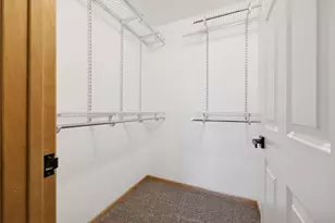 7539 Parkridge Way, Savage, MN 55378 - Photo 13