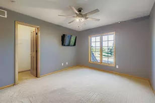 265 Mallard Dr, Shakopee, MN 55379 - Photo 19