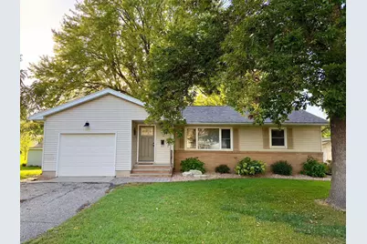 804 4th Street SE, Waseca, MN 56093 - Photo 1