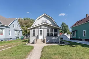 513 8th St SW, Willmar, MN 56201 - Photo 1