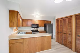 2075 13th Ave W, Shakopee, MN 55379 - Photo 19