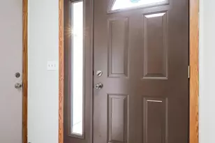 2075 13th Ave W, Shakopee, MN 55379 - Photo 3