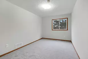 2075 13th Ave W, Shakopee, MN 55379 - Photo 31