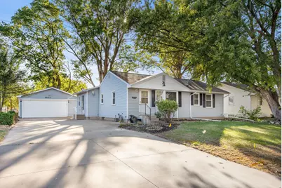 1937 Longview Drive, New Brighton, MN 55112 - Photo 3