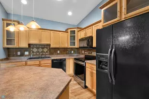 1752 Brainard Blvd, Detroit Lakes, MN 56501 - Photo 9