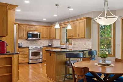 941 Pineridge Court, Mahtomedi, MN 55115 - Photo 15