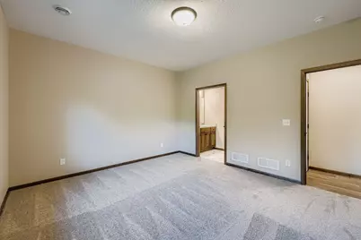 2557 County Rd I, Mounds View, MN 55112 - Photo 15