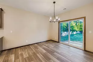 2557 County Rd I, Mounds View, MN 55112 - Photo 9