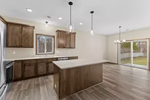 2557 County Rd I, Mounds View, MN 55112 - Photo 13