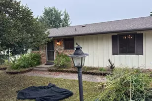 853 Cortland Dr, Apple Valley, MN 55124 - Photo 1