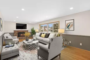 5245 Oxford St N, Shoreview, MN 55126 - Photo 15