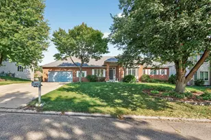 2980 Bent Tree Hills Dr, New Brighton, MN 55112 - Photo 1