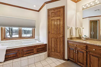 12520 Pinehurst Drive, Burnsville, MN 55337 - Photo 37