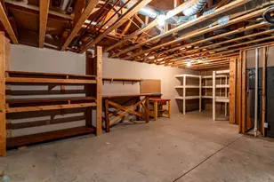 318 44th Ave S, Moorhead, MN 56560 - Photo 31