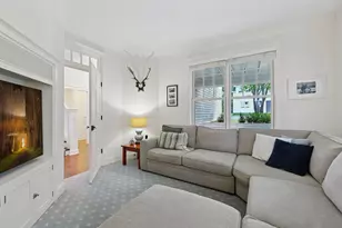 20355 Lakeview Ave, Deephaven, MN 55331 - Photo 15