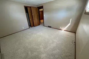 1115 Swanhill Dr, Albert Lea, MN 56007 - Photo 21