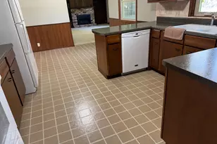 1115 Swanhill Dr, Albert Lea, MN 56007 - Photo 17