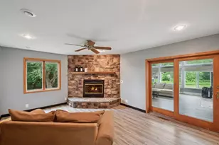 16355 320th St, New Prague, MN 56071 - Photo 25